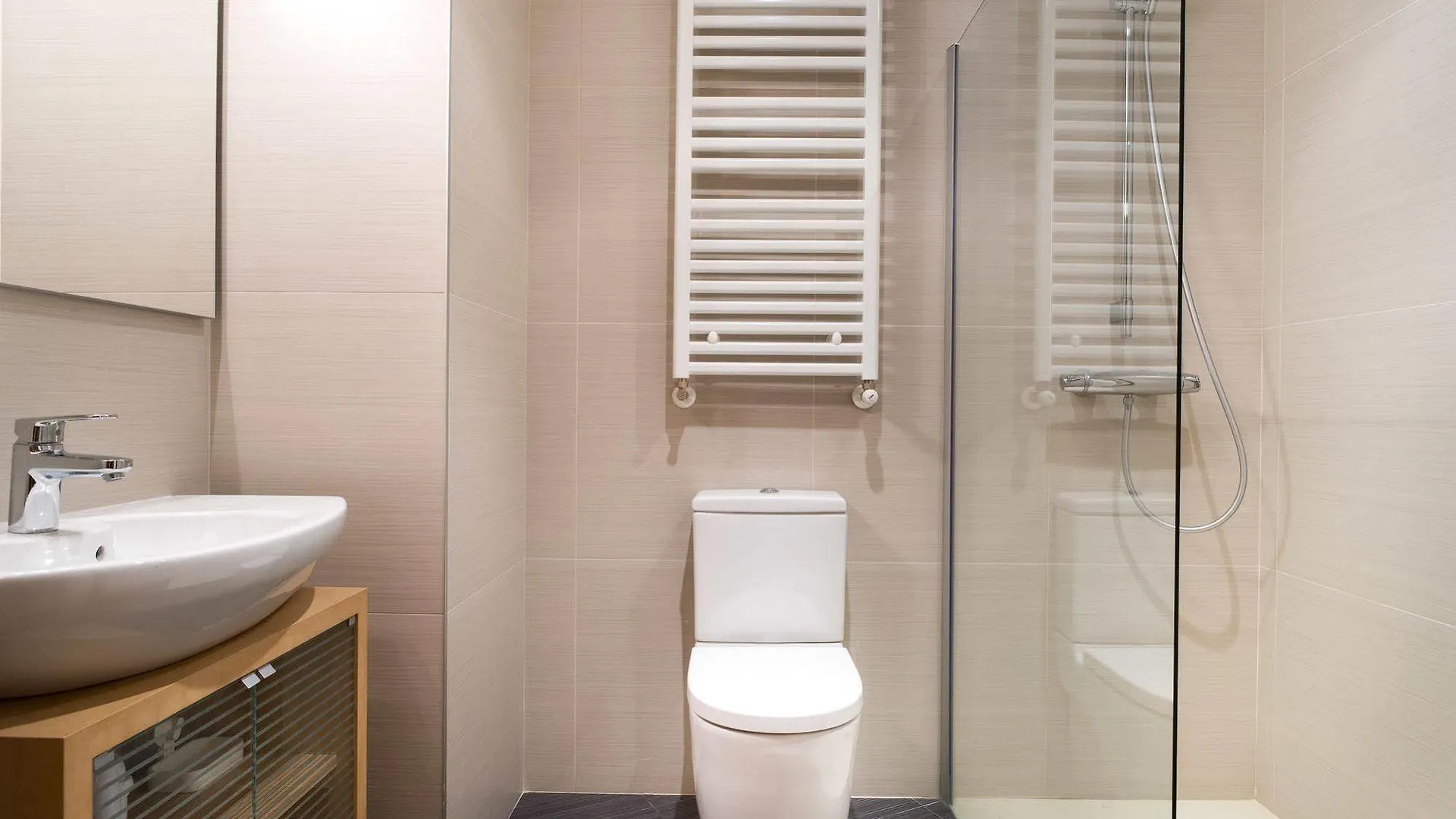 San Roque Center - Ib. Apartments San Sebastián